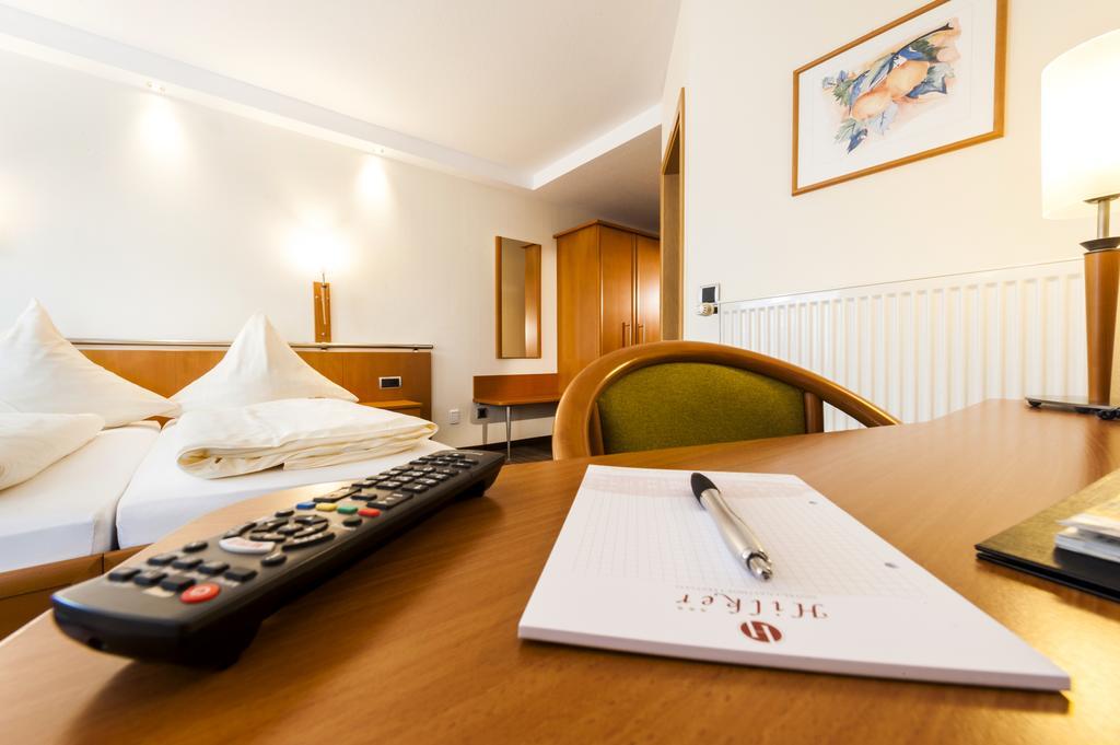 Hotel Hilker แบร์เซนบรุค ภายนอก รูปภาพ